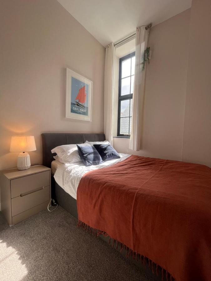 The Cornish Bank Flats Hostel Falmouth